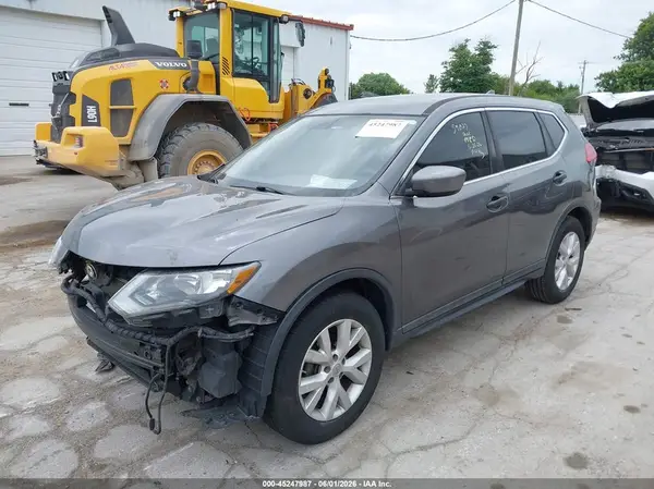 5N1AT2MV0HC731871 2017 NISSAN ROGUE - Image 2