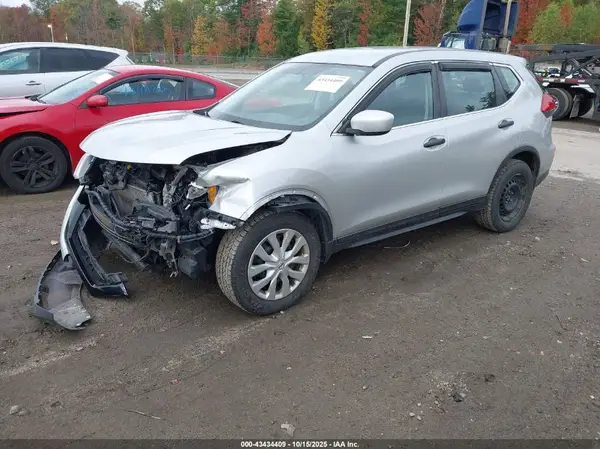 5N1AT2MV0HC733152 2017 NISSAN ROGUE - Image 2