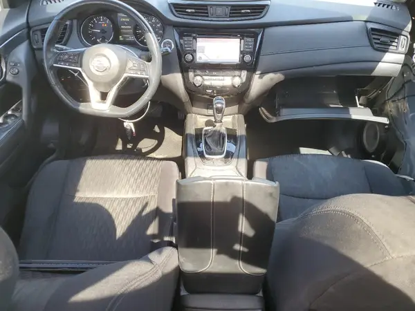 5N1AT2MV0HC733183 2017 NISSAN ROGUE - Image 8