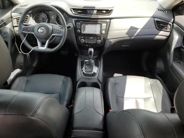 5N1AT2MV0HC742966 2017 NISSAN ROGUE - Image 8