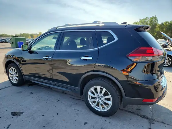 5N1AT2MV0HC743101 2017 NISSAN ROGUE - Image 2
