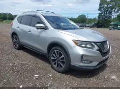 5N1AT2MV0HC744085 2017 NISSAN ROGUE