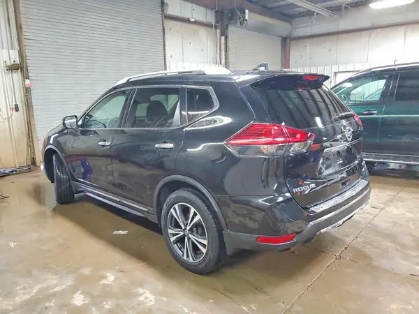 5N1AT2MV0HC744183 2017 NISSAN ROGUE - Image 2