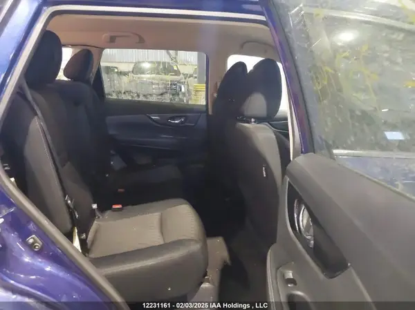 5N1AT2MV0HC750744 2017 NISSAN ROGUE - Image 8