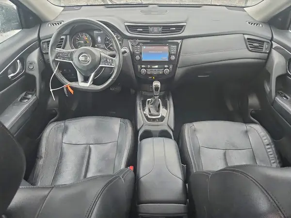 5N1AT2MV0HC755264 2017 NISSAN ROGUE - Image 8