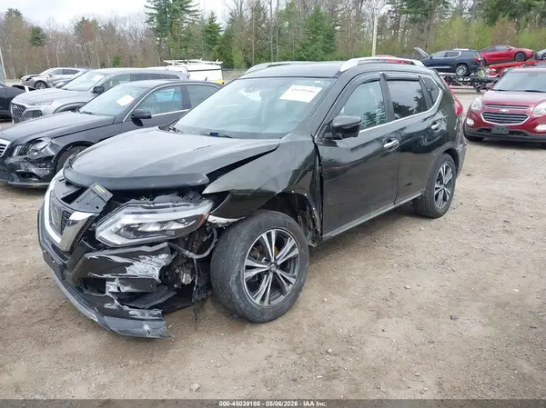 5N1AT2MV0HC755474 2017 NISSAN ROGUE - Image 2