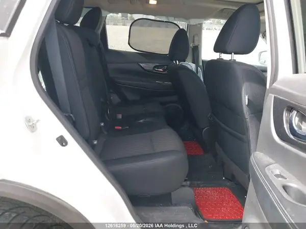 5N1AT2MV0HC756947 2017 NISSAN ROGUE - Image 8