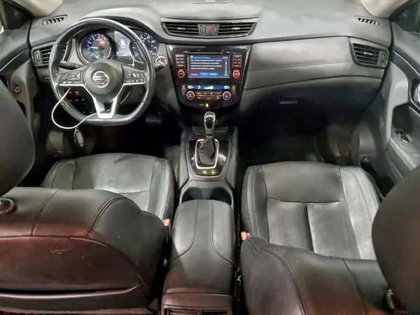 5N1AT2MV0HC758536 2017 NISSAN ROGUE - Image 8
