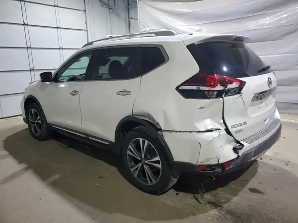5N1AT2MV0HC761209 2017 NISSAN ROGUE - Image 2