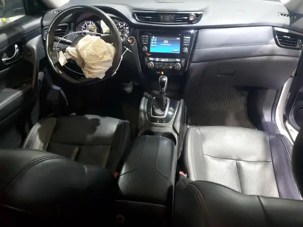 5N1AT2MV0HC761209 2017 NISSAN ROGUE - Image 8