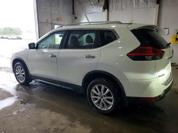 5N1AT2MV0HC766636 2017 NISSAN ROGUE - Image 2