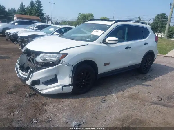 5N1AT2MV0HC766913 2017 NISSAN ROGUE - Image 2