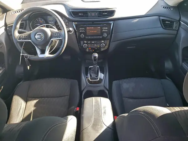 5N1AT2MV0HC767284 2017 NISSAN ROGUE - Image 8