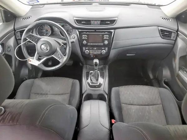 5N1AT2MV0HC767494 2017 NISSAN ROGUE - Image 8