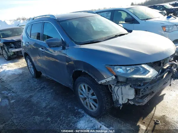 5N1AT2MV0HC767611 2017 NISSAN ROGUE - Image 1