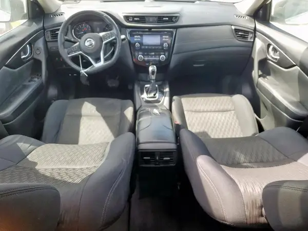 5N1AT2MV0HC768581 2017 NISSAN ROGUE - Image 8