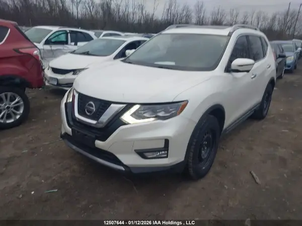 5N1AT2MV0HC777832 2017 NISSAN ROGUE - Image 2