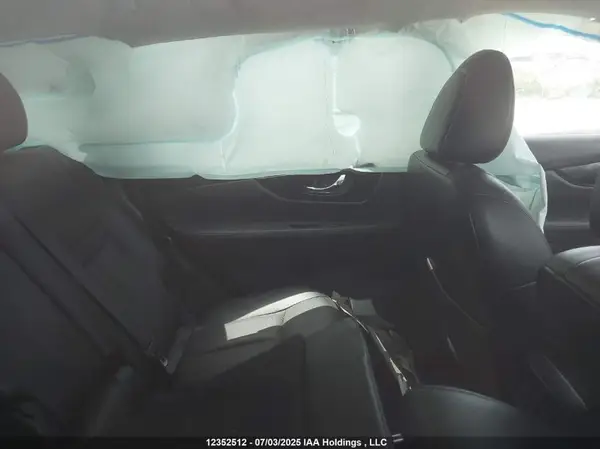 5N1AT2MV0HC785946 2017 NISSAN ROGUE - Image 8