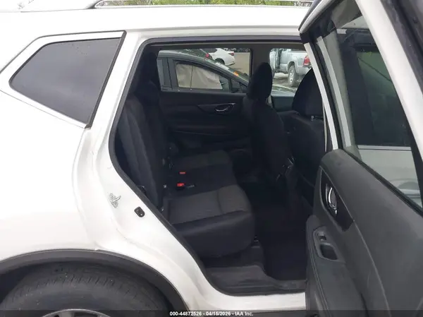 5N1AT2MV0HC786787 2017 NISSAN ROGUE - Image 8