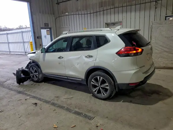 5N1AT2MV0HC794114 2017 NISSAN ROGUE - Image 2