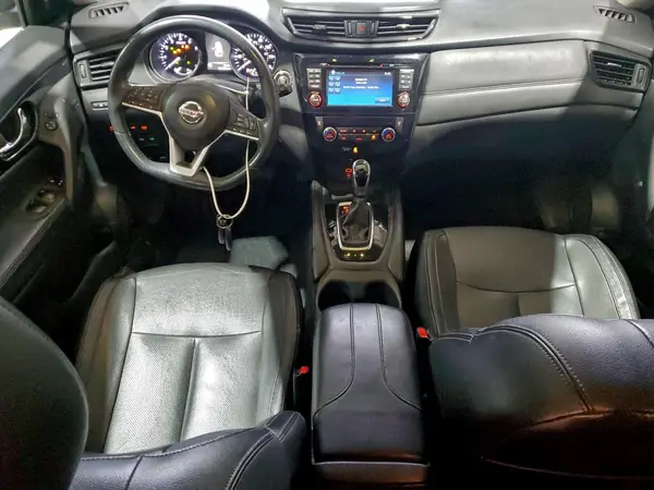 5N1AT2MV0HC794114 2017 NISSAN ROGUE - Image 8
