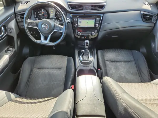 5N1AT2MV0HC794565 2017 NISSAN ROGUE - Image 8