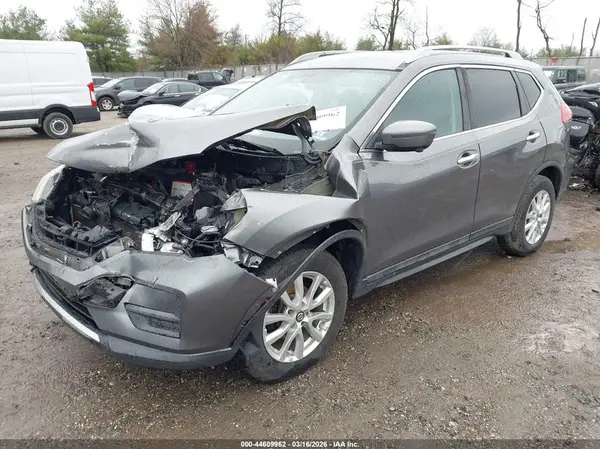 5N1AT2MV0HC794632 2017 NISSAN ROGUE - Image 2