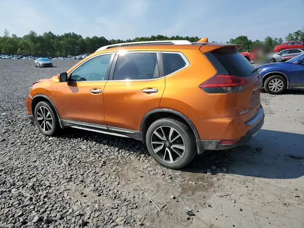 5N1AT2MV0HC798566 2017 NISSAN ROGUE - Image 2