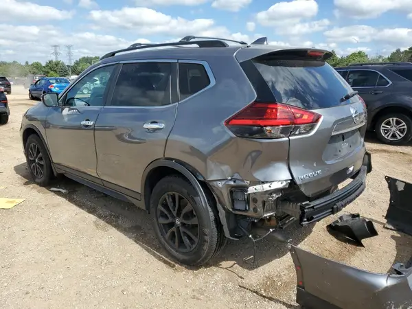5N1AT2MV0HC800218 2017 NISSAN ROGUE - Image 2