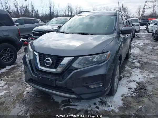 5N1AT2MV0HC801708 2017 NISSAN ROGUE - Image 2