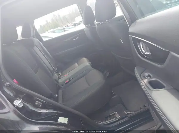5N1AT2MV0HC803507 2017 NISSAN ROGUE - Image 8