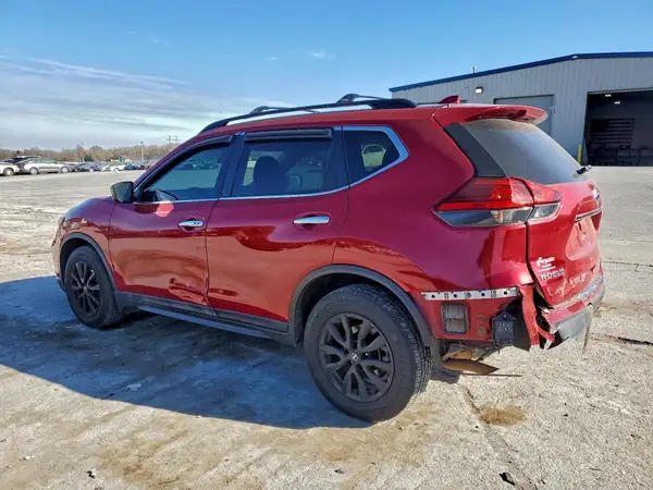 5N1AT2MV0HC805175 2017 NISSAN ROGUE - Image 2