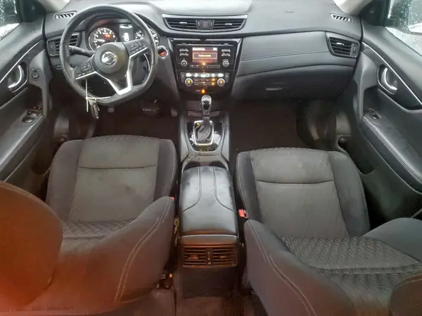 5N1AT2MV0HC806956 2017 NISSAN ROGUE - Image 8