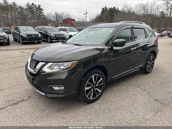 5N1AT2MV0HC810540 2017 NISSAN ROGUE - Image 2