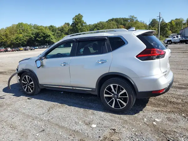 5N1AT2MV0HC810778 2017 NISSAN ROGUE - Image 2