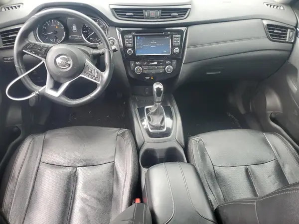5N1AT2MV0HC812529 2017 NISSAN ROGUE - Image 8