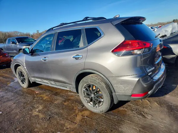 5N1AT2MV0HC817827 2017 NISSAN ROGUE - Image 2