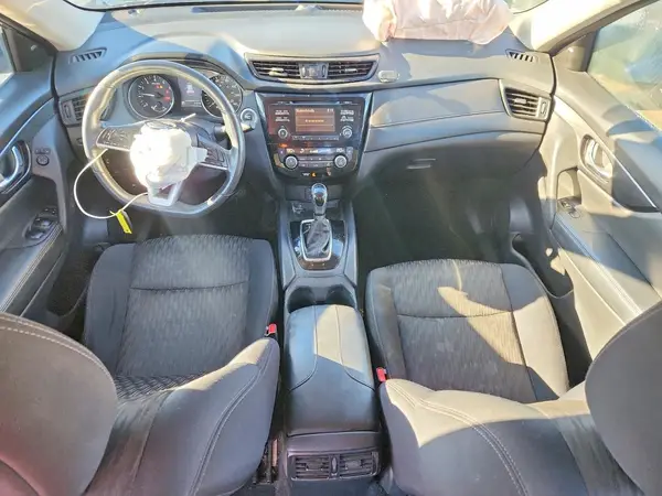 5N1AT2MV0HC817827 2017 NISSAN ROGUE - Image 8