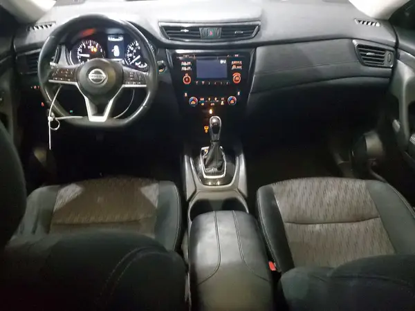 5N1AT2MV0HC820212 2017 NISSAN ROGUE - Image 8
