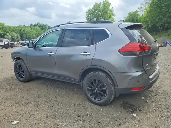 5N1AT2MV0HC821800 2017 NISSAN ROGUE - Image 2
