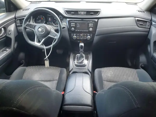5N1AT2MV0HC821800 2017 NISSAN ROGUE - Image 8