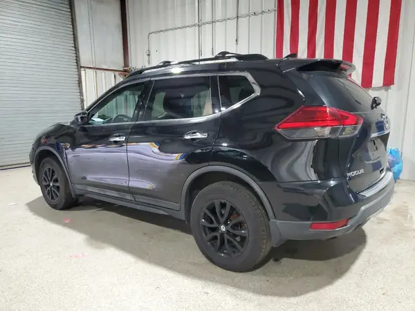 5N1AT2MV0HC823336 2017 NISSAN ROGUE - Image 2