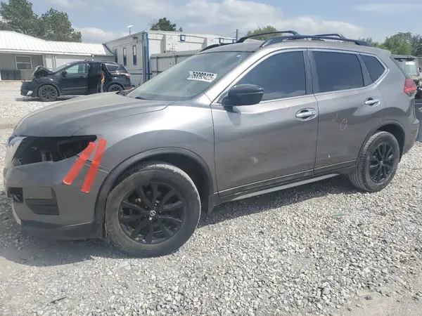 5N1AT2MV0HC823918 2017 NISSAN ROGUE - Image 1