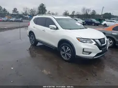 5N1AT2MV0HC829900 2017 NISSAN ROGUE