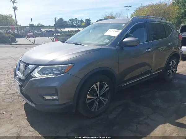5N1AT2MV0HC834160 2017 NISSAN ROGUE - Image 2