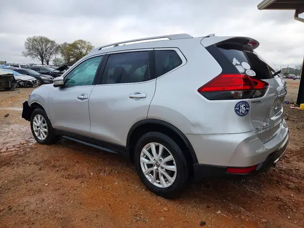 5N1AT2MV0HC834790 2017 NISSAN ROGUE - Image 2