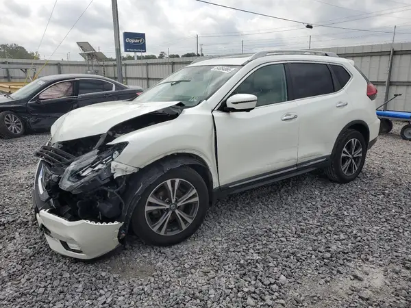 5N1AT2MV0HC835728 2017 NISSAN ROGUE - Image 1