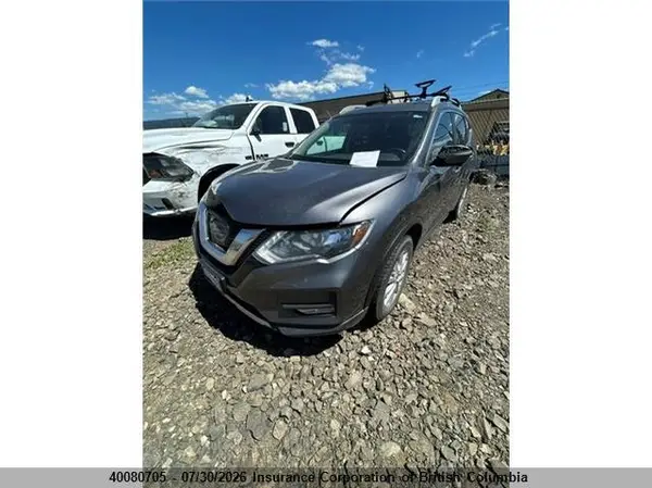 5N1AT2MV0HC841206 2017 NISSAN ROGUE - Image 2