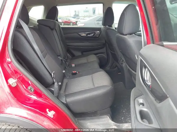 5N1AT2MV0HC842193 2017 NISSAN ROGUE - Image 8