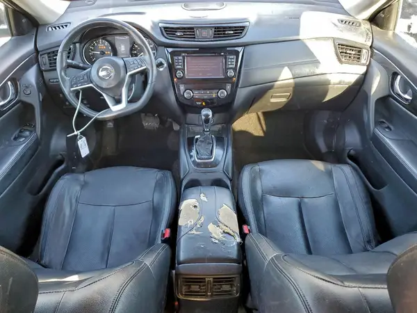 5N1AT2MV0HC843229 2017 NISSAN ROGUE - Image 8